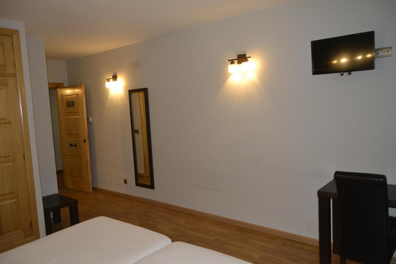 Hotel El Tratado Tordesillas Bagian luar foto