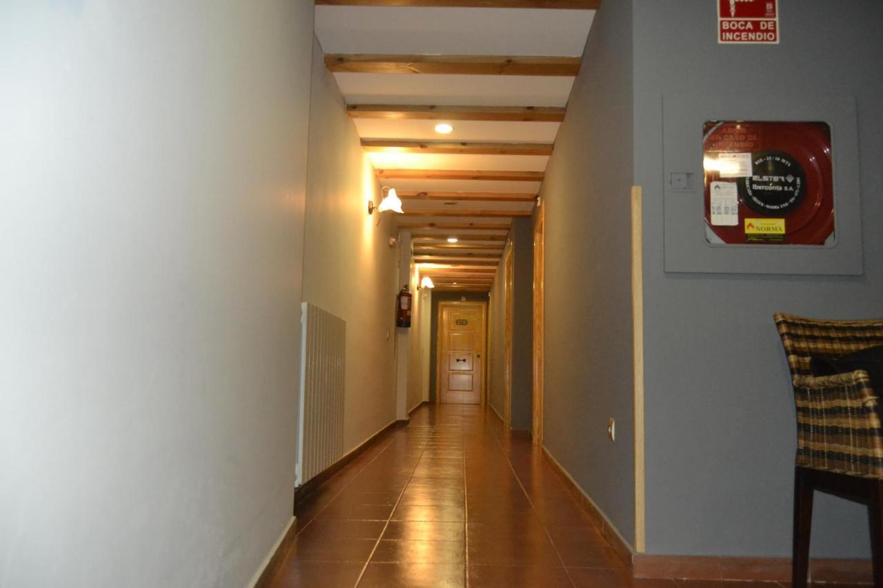 Hotel El Tratado Tordesillas Bagian luar foto