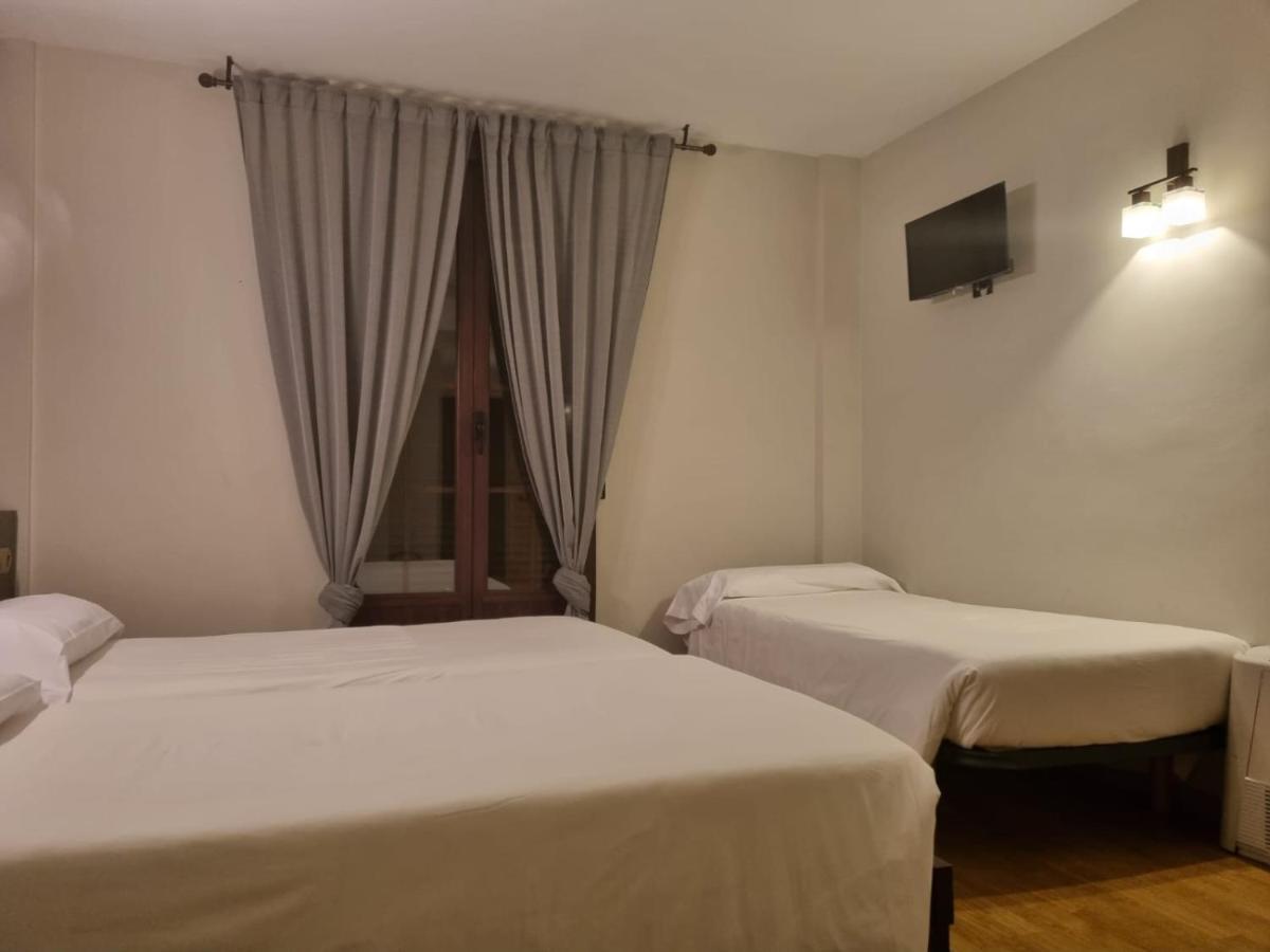 Hotel El Tratado Tordesillas Bagian luar foto