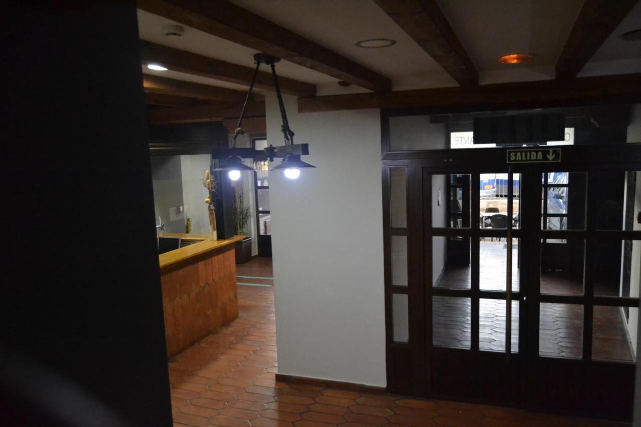 Hotel El Tratado Tordesillas Bagian luar foto